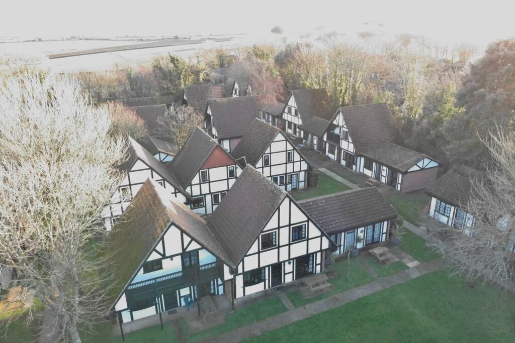 20 Tudor Court " Four Star Aa Accommodation" Hayle Exterior foto