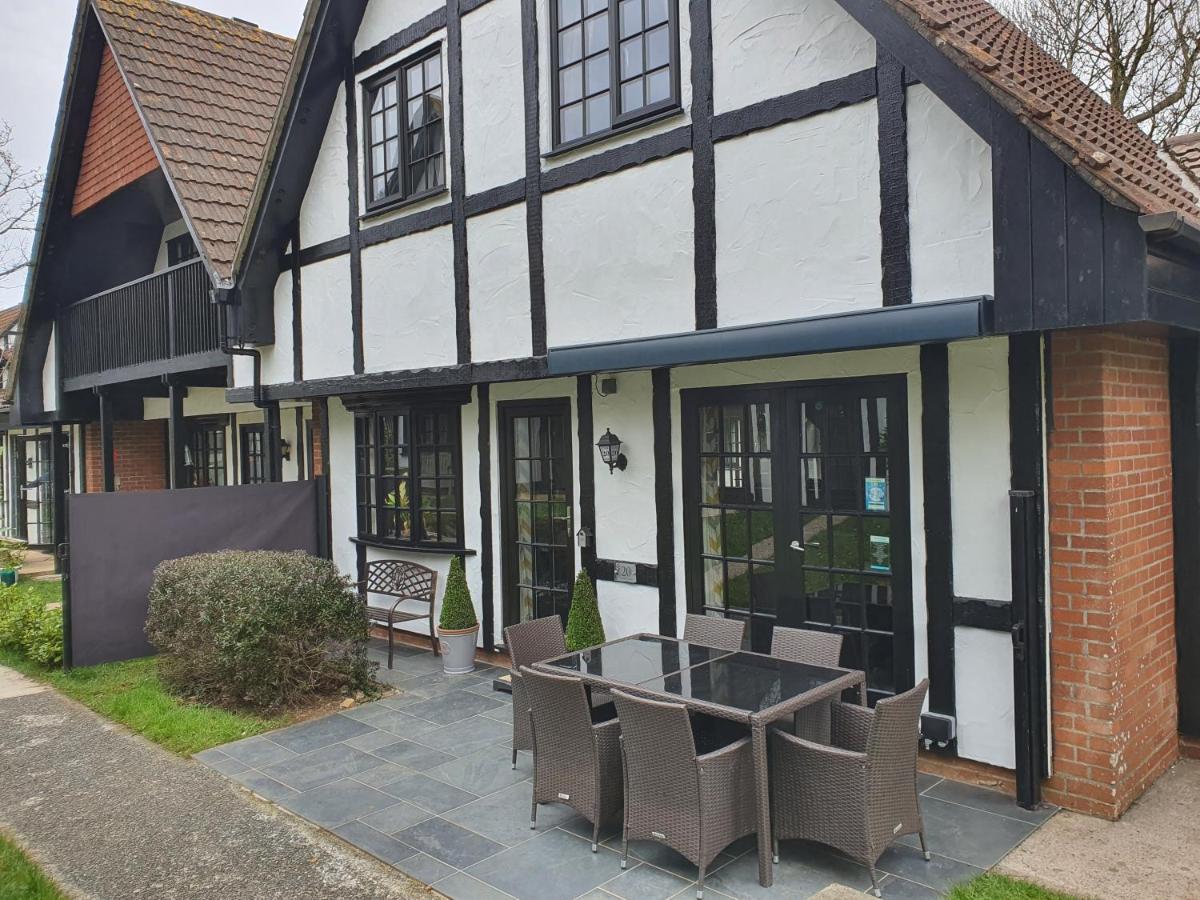 20 Tudor Court " Four Star Aa Accommodation" Hayle Exterior foto